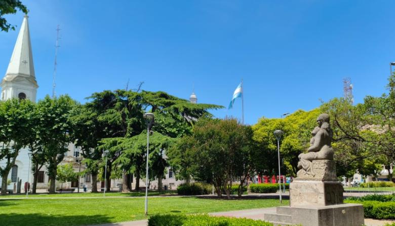 🜁  8 de Diciembre: El Día que Enseña a una Ciudad Cómo Renacer