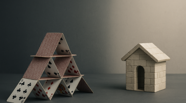 🏛️ House of Cards en Olavarría: el MLS Sinaí derriba el castillo de naipes y construye un mercado con cimientos reales